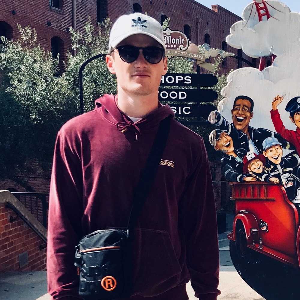 Meet your Posher, Sam